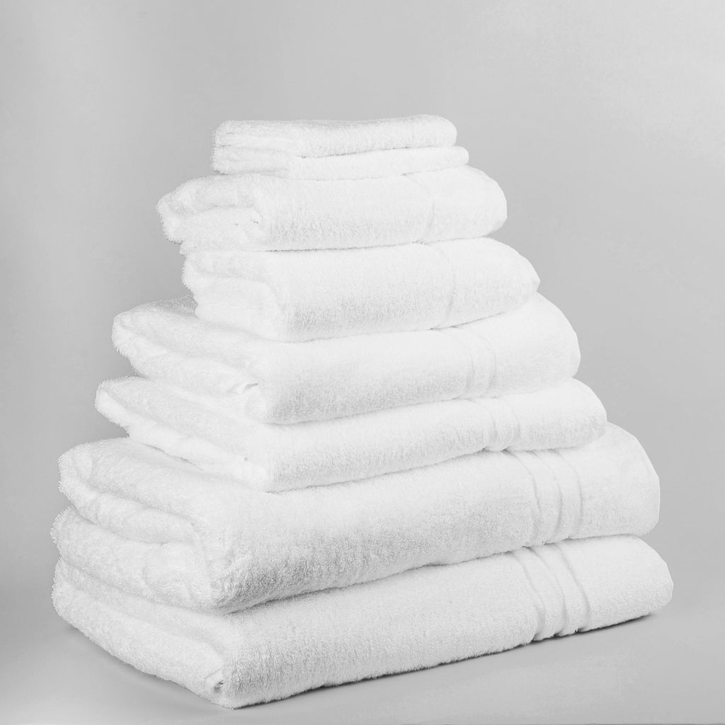 luxury towels with border 